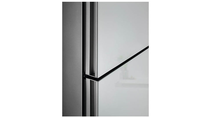 Imaginea Combina frigorifica No Frost  Electrolux LNT7ME34G1