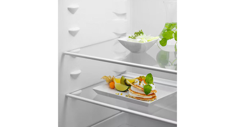 Imaginea Combina  frigorifica  Electrolux ENG7TE75S